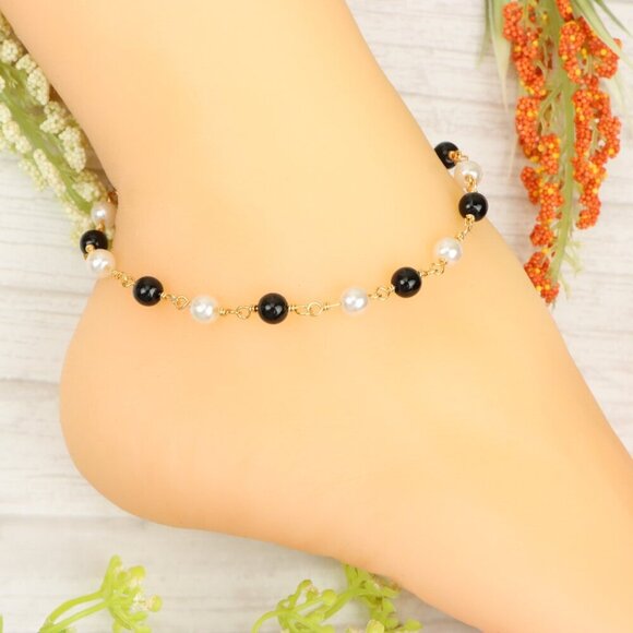 "Handmade Anklet – Elegant & Delicate Jewelry for Women | UNVRC1475 - Picture 10 of 10